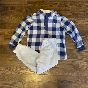 Carter’s 5t boys matching set